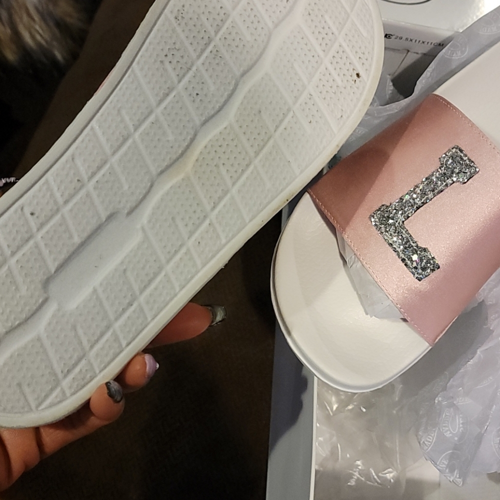 Sandals - Picture 4 of 6